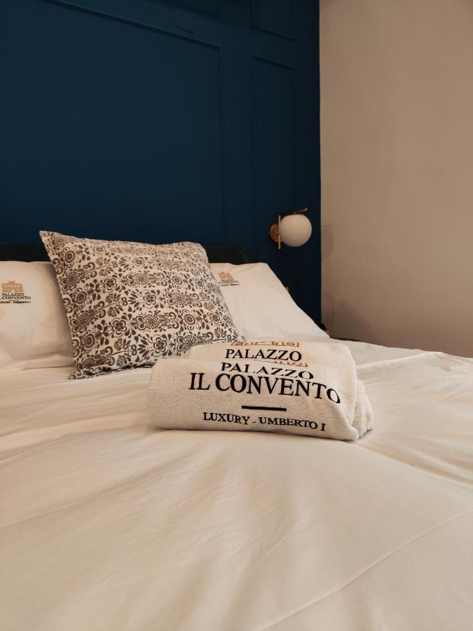 那不勒斯Palazzo Il Convento Luxury Umberto I住宿加早餐旅馆 外观 照片