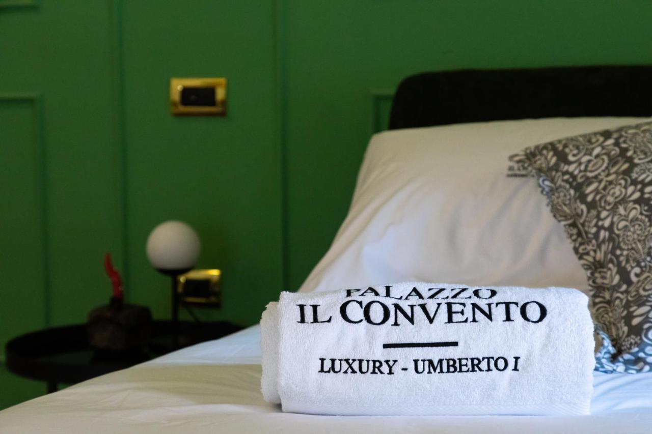 那不勒斯Palazzo Il Convento Luxury Umberto I住宿加早餐旅馆 外观 照片