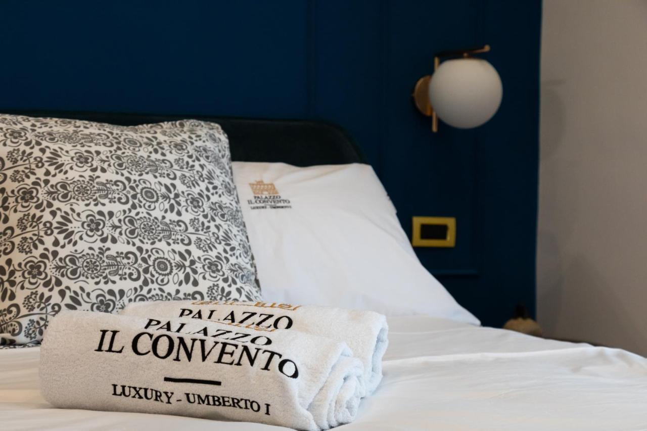 那不勒斯Palazzo Il Convento Luxury Umberto I住宿加早餐旅馆 外观 照片